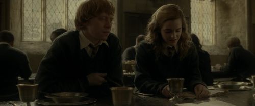 Click to view full size image
==============
EdP-Potterish9245.jpg EdP-Potterish9245.jpg