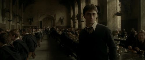 Click to view full size image
==============
EdP-Potterish9333.jpg EdP-Potterish9333.jpg