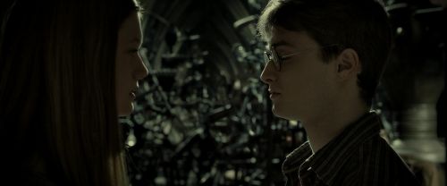 Click to view full size image
==============
EdP-Potterish9789.jpg EdP-Potterish9789.jpg