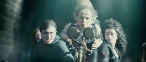 Click to view full size image
==============
HP7-2-Potterish-TeaserTrailer-103.jpg HP7-2-Potterish-TeaserTrailer-103.jpg