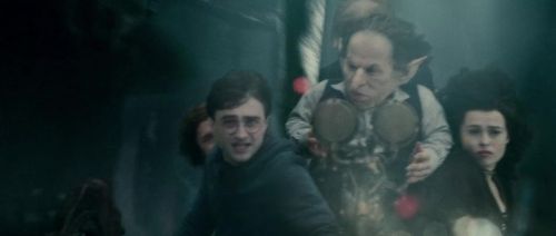 Click to view full size image
==============
HP7-2-Potterish-TeaserTrailer-104.jpg HP7-2-Potterish-TeaserTrailer-104.jpg