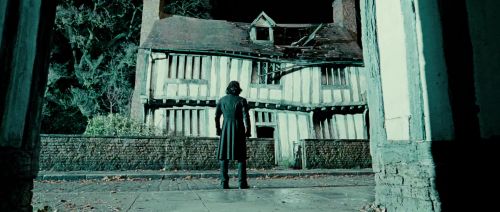 Click to view full size image
==============
HP7-2-Potterish-TeaserTrailer-118.jpg HP7-2-Potterish-TeaserTrailer-118.jpg