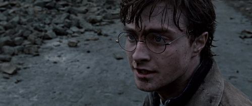 Click to view full size image
==============
HP7-2-Potterish-TeaserTrailer-134.jpg HP7-2-Potterish-TeaserTrailer-134.jpg