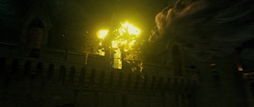 Click to view full size image
==============
HP7-2-Potterish-TeaserTrailer-154.jpg HP7-2-Potterish-TeaserTrailer-154.jpg