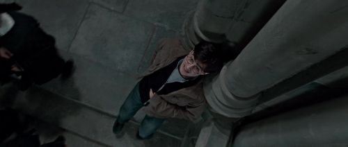 Click to view full size image
==============
HP7-2-Potterish-TeaserTrailer-157.jpg HP7-2-Potterish-TeaserTrailer-157.jpg