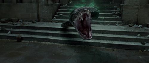 Click to view full size image
==============
HP7-2-Potterish-TeaserTrailer-209.jpg HP7-2-Potterish-TeaserTrailer-209.jpg