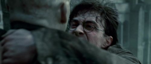 Click to view full size image
==============
HP7-2-Potterish-TeaserTrailer-266.jpg HP7-2-Potterish-TeaserTrailer-266.jpg