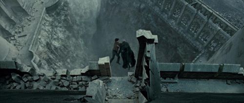 Click to view full size image
==============
HP7-2-Potterish-TeaserTrailer-269.jpg HP7-2-Potterish-TeaserTrailer-269.jpg