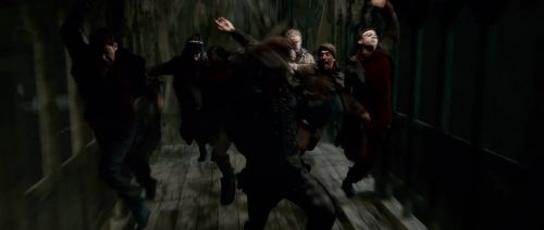 Click to view full size image
==============
HP7-2-Potterish-TeaserTrailer-318.jpg HP7-2-Potterish-TeaserTrailer-318.jpg