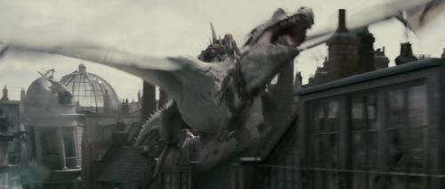 HP7-2-Potterish-TeaserTrailer-350.jpg