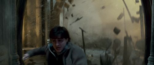 Click to view full size image
==============
HP7-2-Potterish-TeaserTrailer-362.jpg HP7-2-Potterish-TeaserTrailer-362.jpg