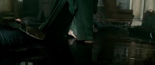 Click to view full size image
==============
HP7-2-Potterish-TeaserTrailer-73.jpg HP7-2-Potterish-TeaserTrailer-73.jpg