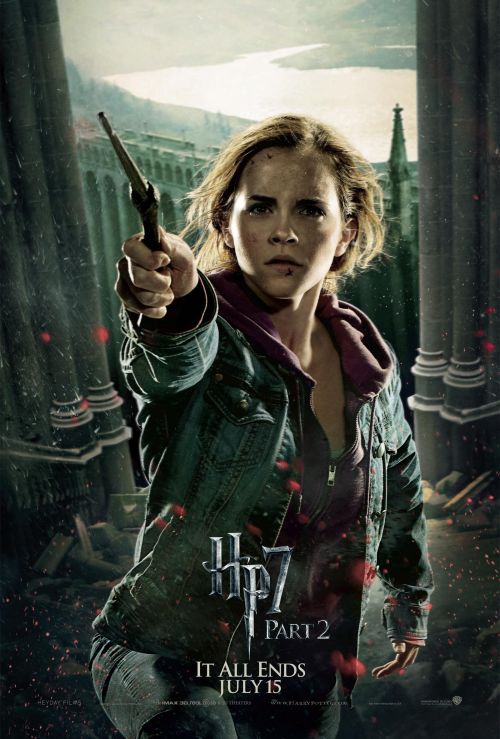 Click to view full size image
==============
HP7-2_ACTION_Hermione_DOM.jpg HP7-2_ACTION_Hermione_DOM.jpg