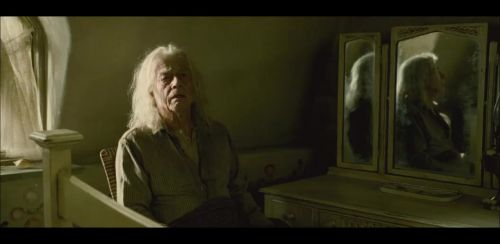 Click to view full size image
==============
HP72-Potterish-CenaInicial-102.jpg HP72-Potterish-CenaInicial-102.jpg
