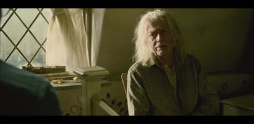 Click to view full size image
==============
HP72-Potterish-CenaInicial-128.jpg HP72-Potterish-CenaInicial-128.jpg
