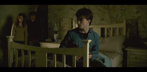 Click to view full size image
==============
HP72-Potterish-CenaInicial-153.jpg HP72-Potterish-CenaInicial-153.jpg