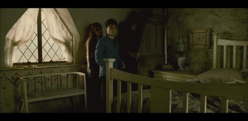 Click to view full size image
==============
HP72-Potterish-CenaInicial-162.jpg HP72-Potterish-CenaInicial-162.jpg