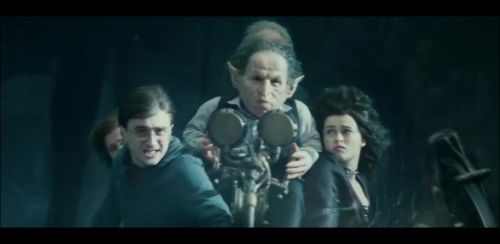 Click to view full size image
==============
HP72-Potterish-CenaInicial-174.jpg HP72-Potterish-CenaInicial-174.jpg