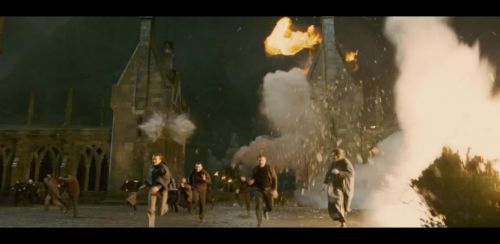 Click to view full size image
==============
HP72-Potterish-CenaInicial-46.jpg HP72-Potterish-CenaInicial-46.jpg