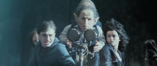 Click to view full size image
==============
HP72-TrailerInternacional-Potterish-140.jpg HP72-TrailerInternacional-Potterish-140.jpg