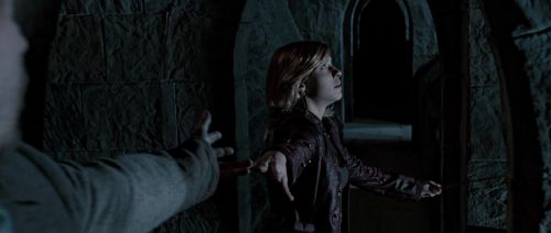 Click to view full size image
==============
HP72-TrailerInternacional-Potterish-232.jpg HP72-TrailerInternacional-Potterish-232.jpg