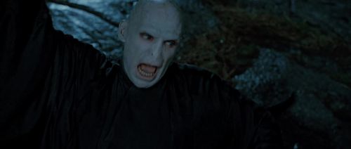 Click to view full size image
==============
HP72-TrailerInternacional-Potterish-240.jpg HP72-TrailerInternacional-Potterish-240.jpg