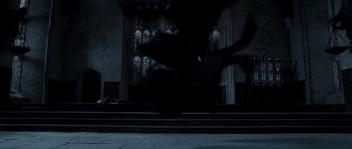 Click to view full size image
==============
HP72-TrailerInternacional-Potterish-325.jpg HP72-TrailerInternacional-Potterish-325.jpg