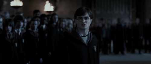Click to view full size image
==============
HP72-TrailerInternacional-Potterish-327.jpg HP72-TrailerInternacional-Potterish-327.jpg