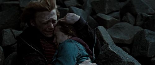 Click to view full size image
==============
HP72-TrailerInternacional-Potterish-372.jpg HP72-TrailerInternacional-Potterish-372.jpg