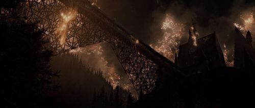 Click to view full size image
==============
HP72-TrailerInternacional-Potterish-376.jpg HP72-TrailerInternacional-Potterish-376.jpg