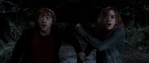 Click to view full size image
==============
HP72-TrailerInternacional-Potterish-541.jpg HP72-TrailerInternacional-Potterish-541.jpg