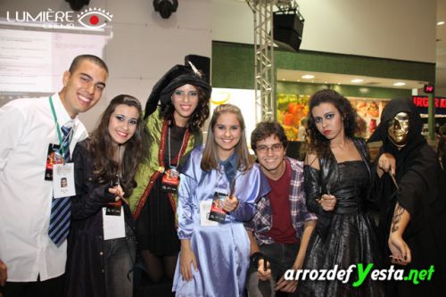 Click to view full size image
==============
Harry2520Lumiere2520_13_.jpg Harry2520Lumiere2520_13_.jpg
