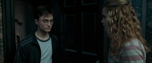 Click to view full size image
==============
OdF-Potterish_0953.jpg OdF-Potterish_0953.jpg