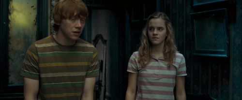 Click to view full size image
==============
OdF-Potterish_0985.jpg OdF-Potterish_0985.jpg
