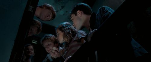 Click to view full size image
==============
OdF-Potterish_1044.jpg OdF-Potterish_1044.jpg