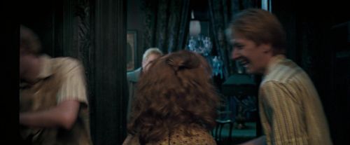 Click to view full size image
==============
OdF-Potterish_1085.jpg OdF-Potterish_1085.jpg