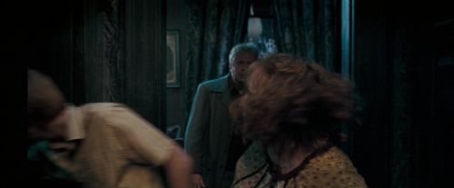 Click to view full size image
==============
OdF-Potterish_1086.jpg OdF-Potterish_1086.jpg