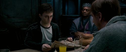 Click to view full size image
==============
OdF-Potterish_1197.jpg OdF-Potterish_1197.jpg