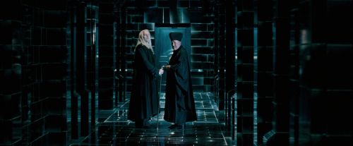 Click to view full size image
==============
OdF-Potterish_1482.jpg OdF-Potterish_1482.jpg