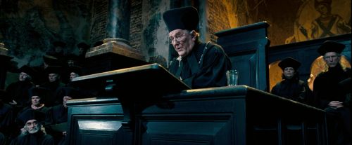 Click to view full size image
==============
OdF-Potterish_1623.jpg OdF-Potterish_1623.jpg