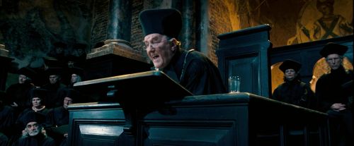 Click to view full size image
==============
OdF-Potterish_1626.jpg OdF-Potterish_1626.jpg