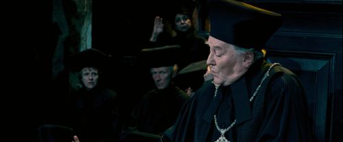 Click to view full size image
==============
OdF-Potterish_1837.jpg OdF-Potterish_1837.jpg