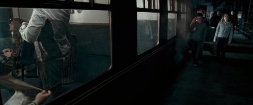 Click to view full size image
==============
OdF-Potterish_2039.jpg OdF-Potterish_2039.jpg