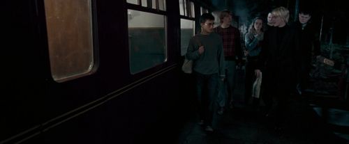 Click to view full size image
==============
OdF-Potterish_2045.jpg OdF-Potterish_2045.jpg