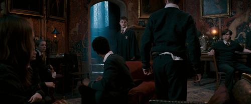 Click to view full size image
==============
OdF-Potterish_2408.jpg OdF-Potterish_2408.jpg