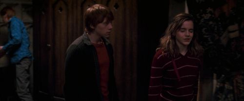 Click to view full size image
==============
OdF-Potterish_2948.jpg OdF-Potterish_2948.jpg