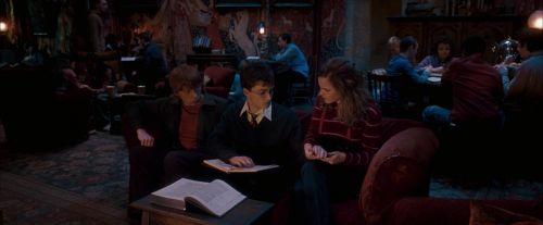 Click to view full size image
==============
OdF-Potterish_2974.jpg OdF-Potterish_2974.jpg