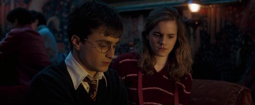 Click to view full size image
==============
OdF-Potterish_3013.jpg OdF-Potterish_3013.jpg