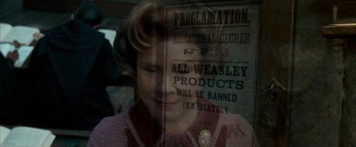 Click to view full size image
==============
OdF-Potterish_3445.jpg OdF-Potterish_3445.jpg