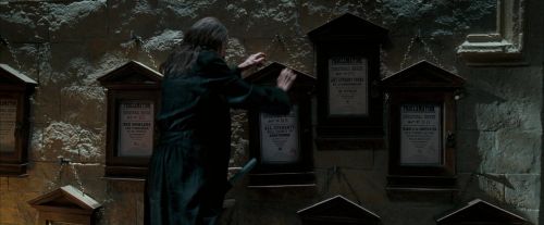 Click to view full size image
==============
OdF-Potterish_4423.jpg OdF-Potterish_4423.jpg